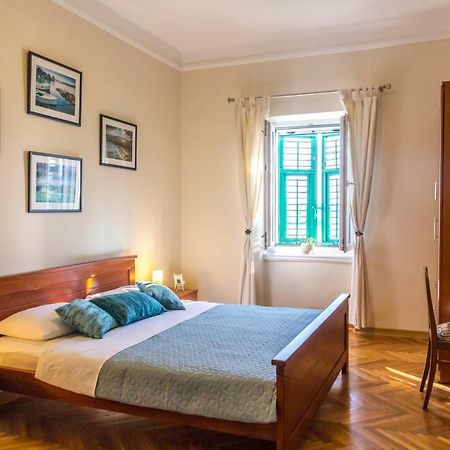 Apartman Natalia Tivat Exterior foto